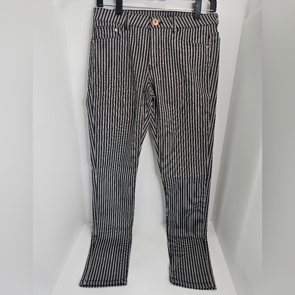 H&M Women Long Stretch Jean Pants, Size 10, Color Black and Gray Stripes